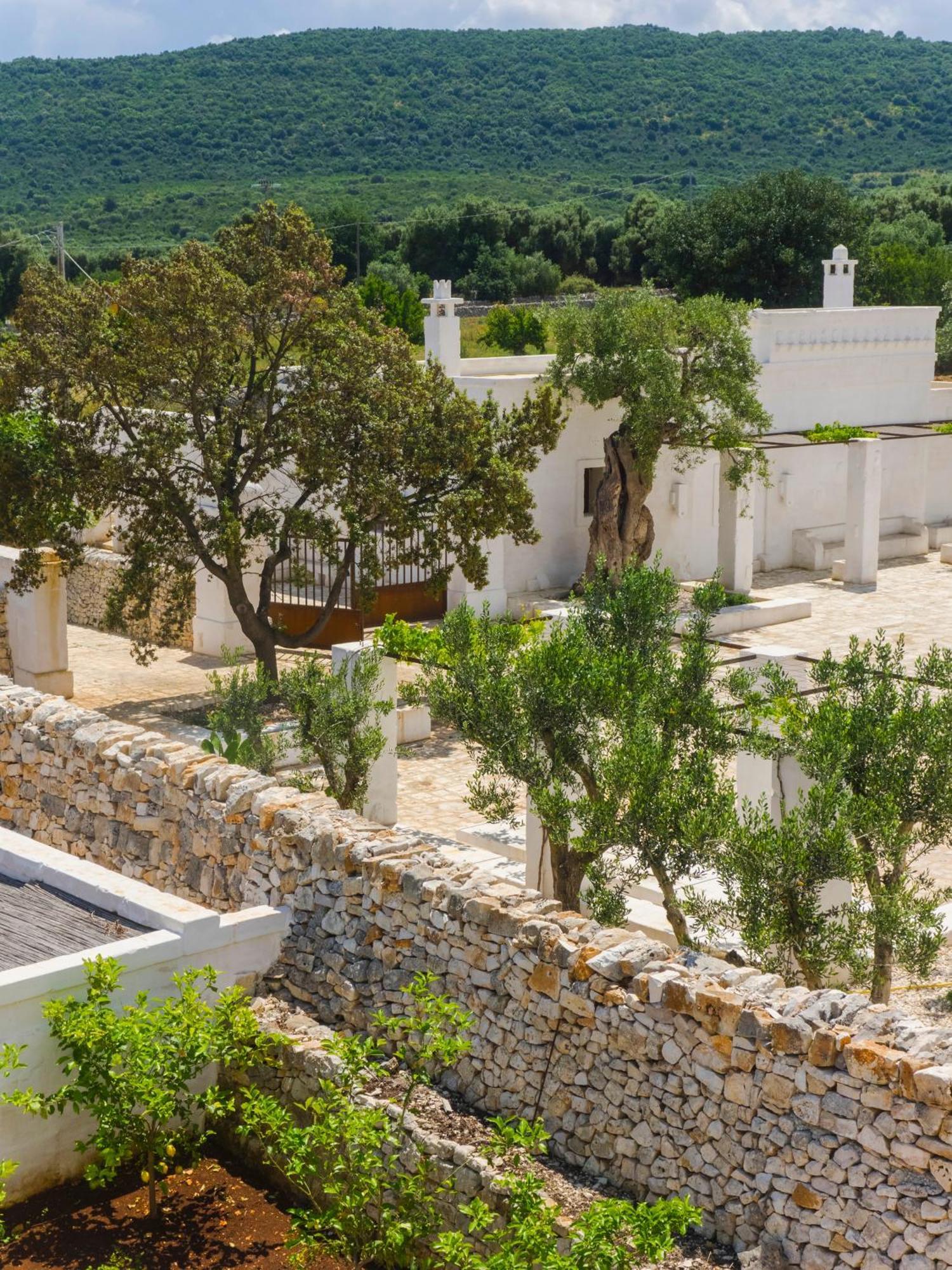 Masseria Le Carrube Villa Ostuni Exterior photo